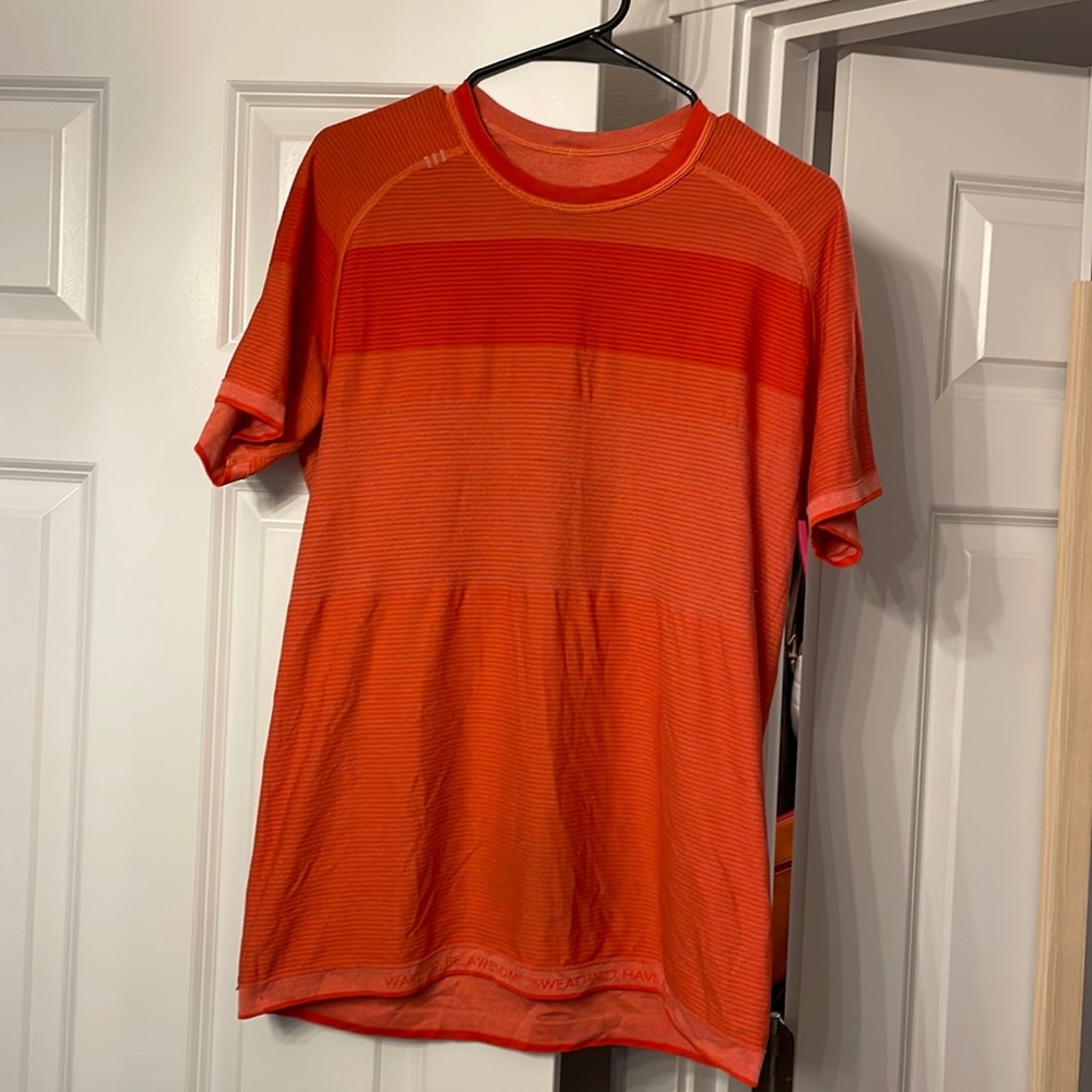 Lululemon tee unisex- fits more like women’s large, men’s medium